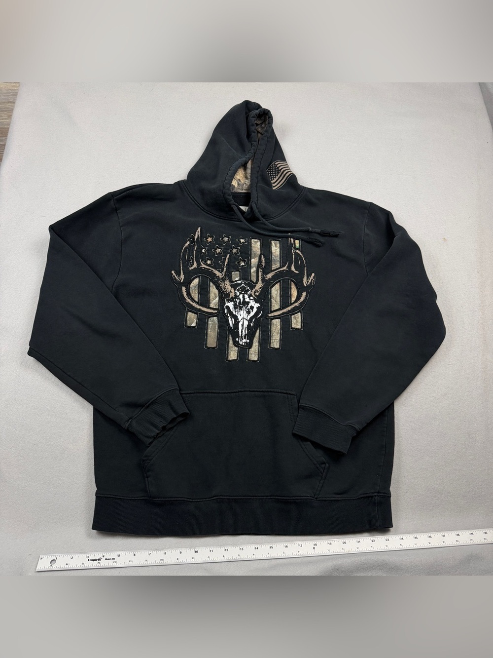 Buck Wear "American Tradition" Deer Skull & Flag Hoodie Sz XXL
